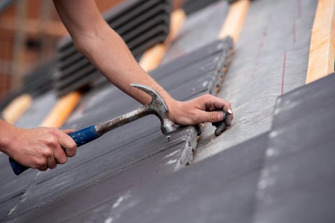 Slate roof tiles installation