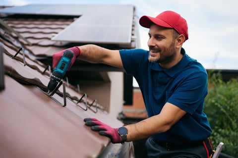 Emergency roof repair service